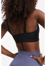 Resim Nike Indy Training Plunge Cutout Medium Support Sports Bra Kadın Dekolteli Orta Destekli Spor Sütyen Bra Siyah 