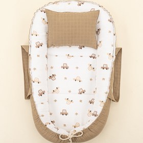 Resim Babynest ve Yastık - Çift Taraflı - Toprak Muslin - Kahverengi Arabalar 