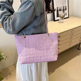 Resim Şık Hafif Naylon Kadın Çantası - Fermuarlı, Polyester Astarlı, Kare Desenli Tasarım, Sabit Zincir Askılı, Dayanıklı ve Kolay Temizlenebilir (Elde Yıkama/Kuru Temizleme) - Açık Mavi/Beyaz/Pembe/Mor/Siyah, Şık El Çantası, Çok Amaçlı Çanta, Moda Aksesuarı, Moda Tutkunları İçin 