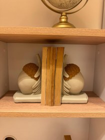 Resim Rustic Acorn Bookends, Nature-Inspired Book Stoppers, Oak Leaf Bookend Set, Woodland Home Decor, Acorn Bookends Set, Oak Leaf Bookends, Acorn Bookshelf, Oak Leaf Bookshelf - Object-7 