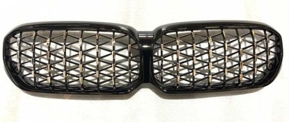 Resim Bmw G30 2020+ Makyajlı Kasa Diamond Böbrek Panjur 