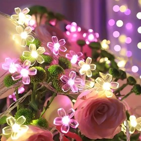 Resim LED Kiraz Çiçeği Işıklı Dizeleri | Noel, Sevgililer Günü ve Daha Fazlası için Çok Renkli Çiçekli Peri Işıkları | Düğme Kontrolü | Yatak Odası, Oturma Odası, Parti, Düğün Dekoru İçin İdeal | Romantik İç Mekan Atmosferi | Plastik Çiçekler | Fiş Gerektirmez, Parti Atmosfer Işıkları | Canlı Kiraz Çiçekleri | Pil Güc 