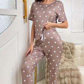 Resim Kadınlar için Tümüyle Kalp Desenli Rahat Pijama Takımı, Kısa Kollu Yuvarlak Yaka Üst & Kurdele Pantolon, Rahat ve Salaş Kesim, Yazlık Gecelik 