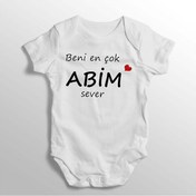 Resim Tuğbababy Beni En Çok Abim Sever Yazılı Baskılı Bebek Zıbını 