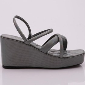 Resim Dgn 810 Kadin Dolgu Taban Çapraz Bantli Sandalet 810-2303-R1534 Siyah 