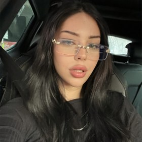 Resim 1 Çift Kadın Avrupa ve Amerika Trendy Kare Kesim Düz Büyük Yüz İnceleyici Basit Zarif Moda Gözlükleri, Çinko Alaşımlı Çerçeve, PC Lensler, Metal Menteşeler, Günlük İşe Giderken 