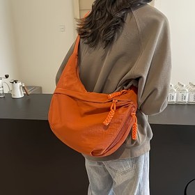 Resim Kadın Hafif Naylon Oxford Yeni Ay Çantası - Ayarlanabilir Omuz Askısı, Çoklu Cep, Büyük Kapasiteli Püskül Detaylı El Çantası, İş ve İşe Giderken Uygun (Turuncu/Siyah), Zarif Stil, Fermuar Kapatma, Polyester Astar, Desen Yok, Elde Yıkama veya Profesyonel Kuru Temizleme, İş El Çantası | Zarif El Çantası | Dayanıklı Fermuar Kapatma, Büyük El Çantası 