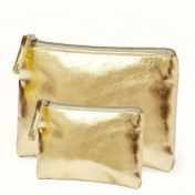 Resim 2 adet/1 set Büyük Kapasiteli Moda Metal Dokulu Makyaj Çantası - Dudak Ruju, Kırtasiye ve Güzellik Malzemeleri için Geniş Depolama Alanına Sahip Geniş Seyahat Makyaj Çantası - Kadınlar için Şık Kompakt Taşınabilir Aksesuar 