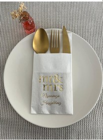 Resim Beyaz Üzeri Gold Yaldızlı Mr&mrs Nişanımıza Hoşgeldiniz Baskılı Kanguru Cepli Peçete 12 Adet 