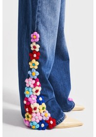 Resim Itsbasic Kadın Mavi Renk 2w5-5 Palazzo Fit Renkli Çiçek Örgü İşlemeli Özel Tasarım Denim Jean 