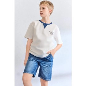 Resim DeFacto New Regular Fit Bisiklet Yaka Baskılı Waffle Kısa Kollu Ecru Tişört Erkek Çocuk H8063A826HS 