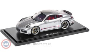 Resim 1:18 Spark 2023 Porsche 911 Turbo Sonderwunsch First turbo - remastered (992) Silver 