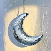 Resim 1 adet ayna cam yansıtıcı disko topu ay şeklindeki şık geometrik tasarım, parti ve bar dekorasyonu için uygun, şarj gerektirmez, kutlama atmosferi yaratmak için mükemmel, ay süsü tatil hediyeleri, Noel için en iyi, Şükran Günü için mükemmel 