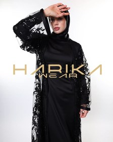 Resim Parlak kristallerle işlenmiş tül kumaştan tasarlanmış siyah ferace - 2XL 