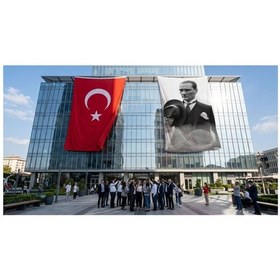 Resim Takım Elbiseli Ulu Önder Gazi Mustafa Kemal Atatürk Bayrak Ve Türk Bayrağı Premium Raşel Kumaş 2'li Set 10x15 Metre Ata69 Diğer 