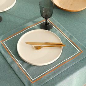 Resim 2 Sıra Piko Nakış Detaylı Keten Leke Tutmaz Peçete Cam Göbeği (2'li Set) - 45x45 cm 