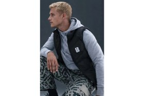 Resim Nike Air Max Storm Fit Men's Windrunner Gi Black Waistcoat Spor Yelek Siyah 