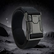 Resim Erkek Taktik Kemer Hızlı Çıkarma Tokası ile - Dayanıklı Siyah Polyester, Dış Mekan Eğitimi ve Günlük Giyim için Ayarlanabilir, Yürüyüş, Kamp veya Günlük Kullanım için Güvenli Uygunluk, Yürüyüş Ekipmanı, Uzay Temalı Tasarım, Metalik Kaplama 