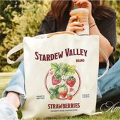 Resim Stardew Valley Çilek Baskılı Kadın Günlük Omuz Çantası - Açık Bej Dayanıklı Polyester Vintage Çiftlik Tasarımı, Makinede Yıkanabilir, Guangzhou El Yapımı Rahat Tarz Çanta 