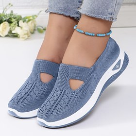 Resim Kadınların Nefes Alabilen Örgü Slip-On Sneaker'ları - Hafif Mavi Rahat Düşük Tabanlı Ayakkabılar, Yastıklı PVC Taban, Tüm Mevsim Rahat Giyim için, Bayan Sneaker'lar, Şık Slipons, Rahat Uyum 