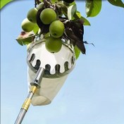 Resim Bir Teleskopik Çubukla Donatılmış Paslanmaz Çelik Meyve Toplama Aracı, Persimmon, Bayberry, Mango ve Loquat gibi meyvelerin toplanması için tasarlanmıştır, 187.96 cm'ye kadar uzanabilir. 
