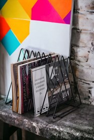 Resim Bye Concept More Metal Dergilik Ve Klasör Ayracı Çok Amaçlı Üçgen Dergilik Masa Üstü Organizer 