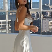 Resim Kadınlar İçin Şık Çekmece Dantel Geceliği - Seksüel Omuz Açık/Tezgah Askılı Yukarısız Külotlu Geç Elbise, Fiyonk Etek ve 