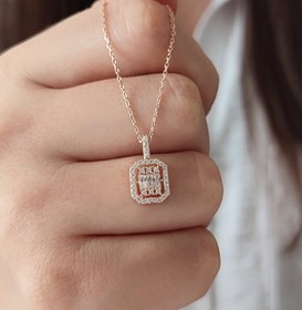 Resim Baget Taşlı 925 Ayar Gümüş Kadın Rose Kaplama Kolye 