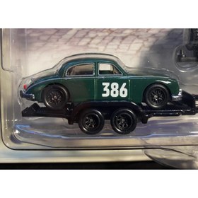 Resim HOT WHEELS Premium Jaguar MK1 ve '23 Land Rover Defender 110 (2024 Takım Taşımacılığı) 