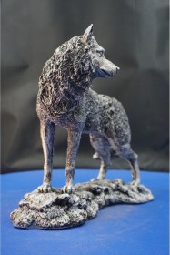 Resim Özel Tasarım Kurt Heykel Biblo Alfa Kurt Hediyelik Dekoratif Aksesuar 24 Cm 