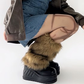 Resim Kadın Batı Koyun Kızı Faux Kürk Bacak Isıtıcıları - Kahverengi Kumaş, Peluş Kış Çorapları için ve Isıtma, Retro Stil, Elde Yıkama veya Kuru Temizleme, Kış Bacak Isıtıcıları | Peluş Çoraplar | İnşaat 
