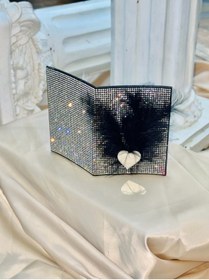 Resim Oasis Life Taşlı Ruhsat Kılıfı Kalp Ayna Ve Tüy Koleksiyon 