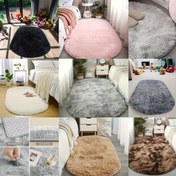 Resim 8 renk, 3 boyut seçeneği. Tie-dye oval peluş paspas, hafif ve yumuşak, makinede yıkanabilir, kaymaz tabanlı. Yatak odası, koridorlar ve açık alanlar için uygun 