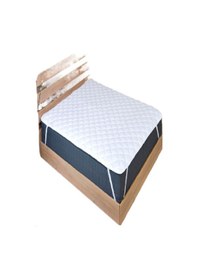 Resim Divanev Kapitoneli Sıvı Geçirmez Alez 90x190 Cm Tek Kişilik Köşe Lastikli Beyaz 