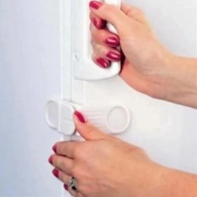 Resim MCM Group Bebek Çocuk Güvenlik Çekmece ve Dolap Için Kendiliğinde Yapışkanlı Vidasız Köşe Kapak Kilidi 