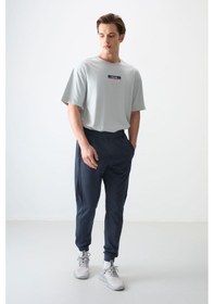 Resim Tommy Life İndigo Yüzeyi Dokulu Standart Fit Nakışlı Erkek Eşofman Alt - 82126 İndigo 