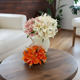 Resim 33.02cm Gerçekçi 3D Plastik Shan Dan Zambak Buketi, Çeşitli Oda Türleri için Zarif Ev Dekoru, Noel, Şükran Günü, Sevgililer Günü, Anneler Günü, Mezuniyet için Masaüstü Çiçek Düzenlemesi - Kap Dahil Değil 