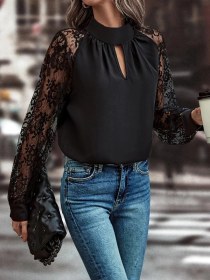 Resim Sidelya Concept Kadın Uzun Kollu Göğüs Pencere Detay Yaka Boğazlı Kolları Tüllü Sandy Bluz Siyah 