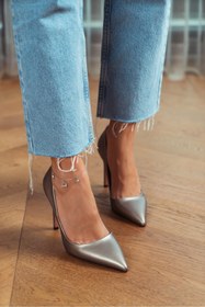 Resim Vanessa Platin Mat Sivri Burun Kadın Stiletto 