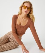 Resim Uzun Kollu Tişört Crop Korse Detaylı Kare Yaka 