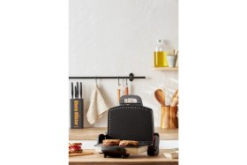 Resim Özbience Krem Renkli 4 Dilim Ekmek Kapasiteli Tost Makinesi, Pratik ve Şık Tasarım 