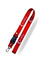 Resim TUSBA MARKET Türk Bayrak'lı Oto Torpido Üstü Peluş Halı / Torpido Üstü Kaydırmaz Ped / Oto Ayna Askısı / Çeki Ipi 