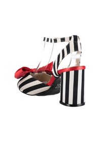 Resim Fox Shoes Siyah/Beyaz/Kırmızı Kadın Topuklu Ayakkabı D654070704 