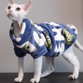 Resim Sıcak Mercan Kadife Tüysüz Kedi Kıyafetleri Kışlık Sfinks Yelek Balıkçı Yaka Yavru Kedi Giyim Köpek Yavrusu Kostümü Evcil Hayvan Aksesuarları Gatitos, Evcil Hayvan Kışlık Giyim, Soğuk Hava Ekipmanları, Şık Evcil Hayvan Kıyafeti, Rahat Evcil Hayvan Giyim, Yumuşak Kumaş, Peluş Malzeme, Evcil Hayvan Kazak 