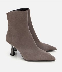 Resim Hotiç Kadın Süet Deri Vizon Dikiş Detaylı Sivri Kısa Topuklu Bot 01boh312650a450 01boh312650a450 Vizon 