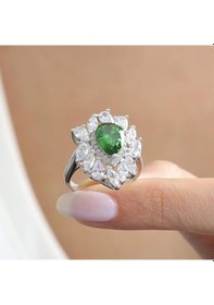 Resim Mia Vento Effective Diamond İstanbul İhtişamı Sentetik Zümrüt Taşlı Gümüş Yüzük 