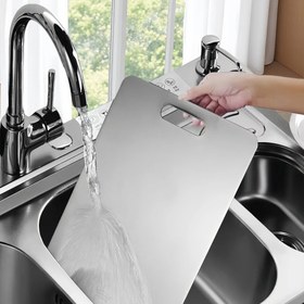 Resim 1 adet Çift Taraflı Gıda Sınıfı Paslanmaz Çelik Kesme Tahtası - Dayanıklı, Kolay Temizlenebilir, Et, Meyve ve Sebzeler İçin Mükemmel | Tatil, Noel ve Şükran Günü Hediyeleri İçin İdeal Mutfak Aracı, Modern Mutfak Eşyası | Dayanıklı Kesme Tahtası, Mutfak Kesme Tahtaları 