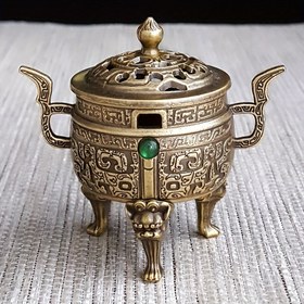 Resim 1 Adet Geleneksel Çinli Tianjun Üç Ayaklı Tütsülük - Yeşil Taşlı ve Süslü Bulut Desenli Antika Pirinç Metal, Pille Çalışan (Şarj Edilemez), Meditasyon, Yoga, Spa, Ev/Ofis/Çay Odası Dekoru için - Noel, Şükran Günü, Babalar Günü, Anneler Günü Hediyesi, Meditasyon Aksesuarı | Klasik Zarafet | Detaylı İşçilik, Tütsü Tutucu 