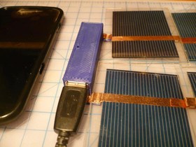 Resim Usb Dönüştürücü Kutusuna Güneş Paneli Plastik Aparat 