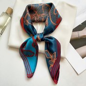 Resim Kadınların Zarif Çiçek Desenli Kare Şal - 70 Saten Orta-Bacak Bandana, Yumuşak ve Hafif, Çok Yönlü Boyun Sarmağı, Saç Bandı, Saç Aksesuarı, Rahat Dışarı Çıkışlar için, Saç Şalı, Dekoratif Aksesuar, Pürüzsüz Dokulu 